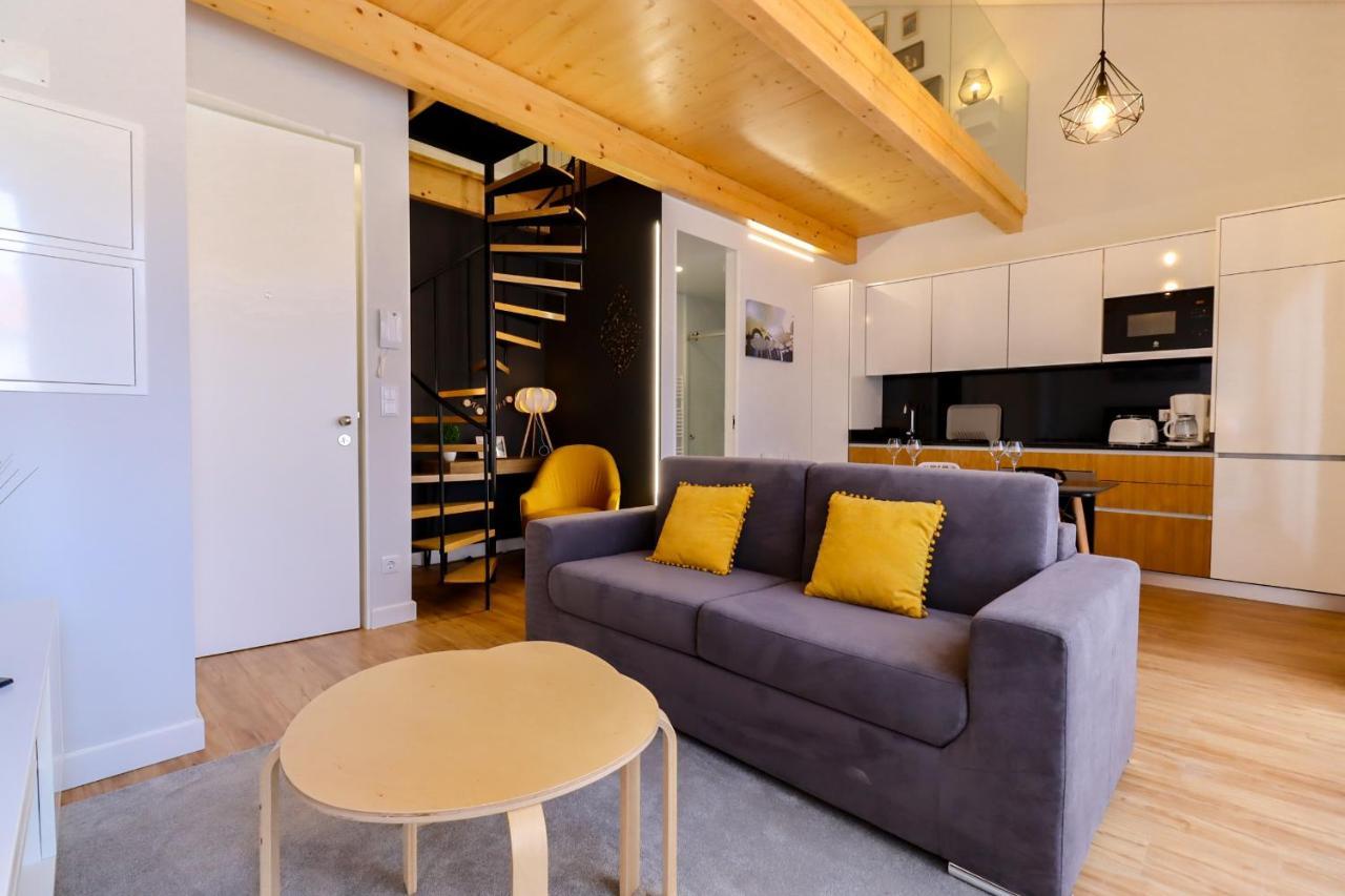 Coutinho Apartment - Modern Ap In The City Centre With Balcony Viana do Castelo Exteriör bild