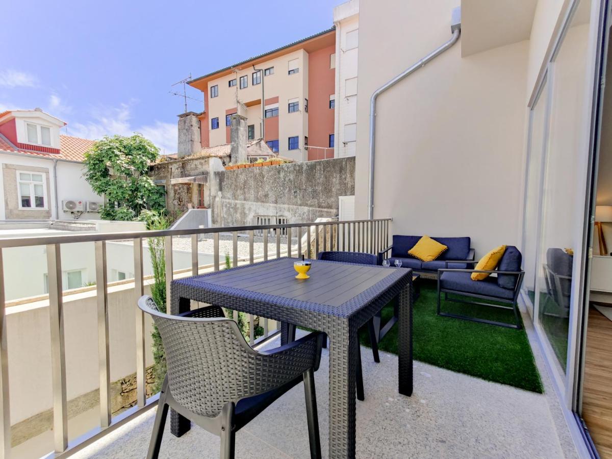 Coutinho Apartment - Modern Ap In The City Centre With Balcony Viana do Castelo Exteriör bild